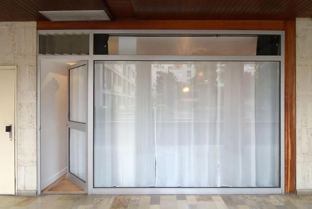 아파트 Fully Equiped Flat With Air Conditioning *